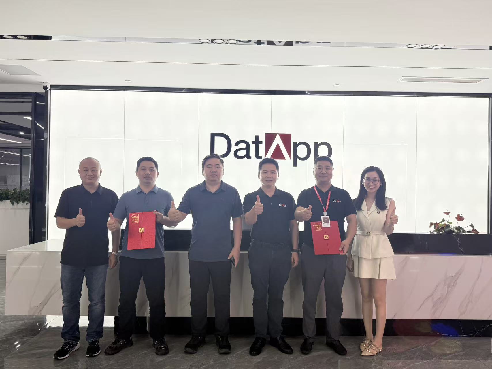 微信图片_20250925101509_1437_32.jpg 微信图片_20250925101509_1437_32.jpg